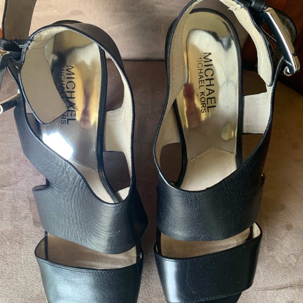 Michael Kors Black Heels with Chunky Heel and Slingback Style
